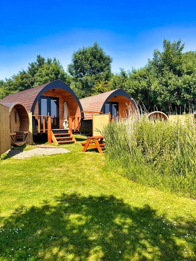 Pod Hotelkamer Aan Het Water Dokkum Ngoại thất bức ảnh