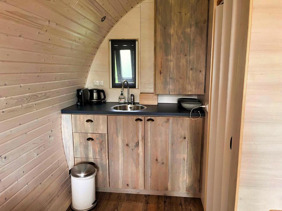 Pod Hotelkamer Aan Het Water Dokkum Ngoại thất bức ảnh